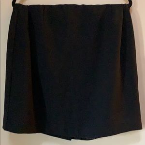 Karen Scott black skirt size 18